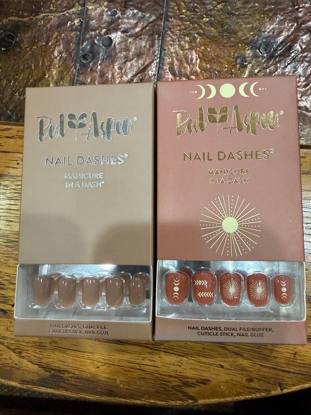 Red Aspen Nail Dashes Press-On Nails - Brown/Terracotta